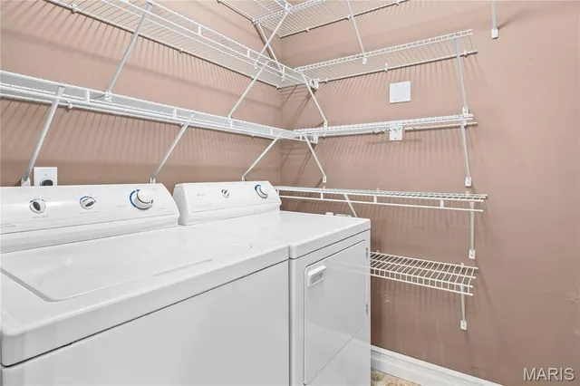 $184,900 | 35 Kassebaum Lane, Unit 204, St. Louis, MO 63129