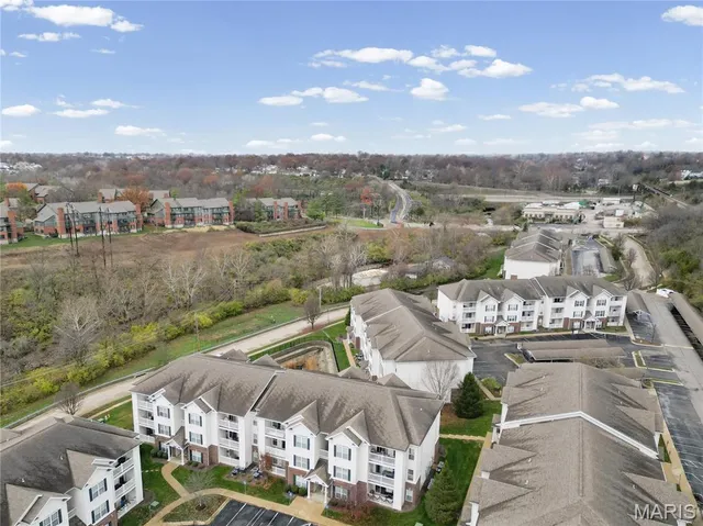 $184,900 | 35 Kassebaum Lane, Unit 204, St. Louis, MO 63129