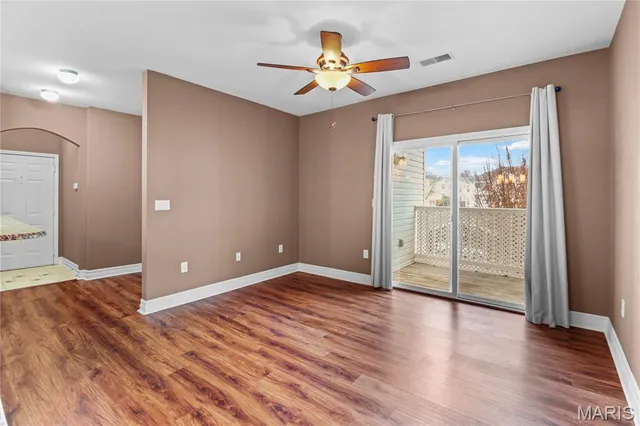 $184,900 | 35 Kassebaum Lane, Unit 204, St. Louis, MO 63129