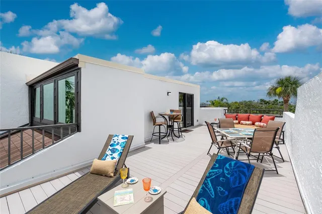 $698,000 | 2955 North Beach Road, Unit C123, Englewood, FL 34223