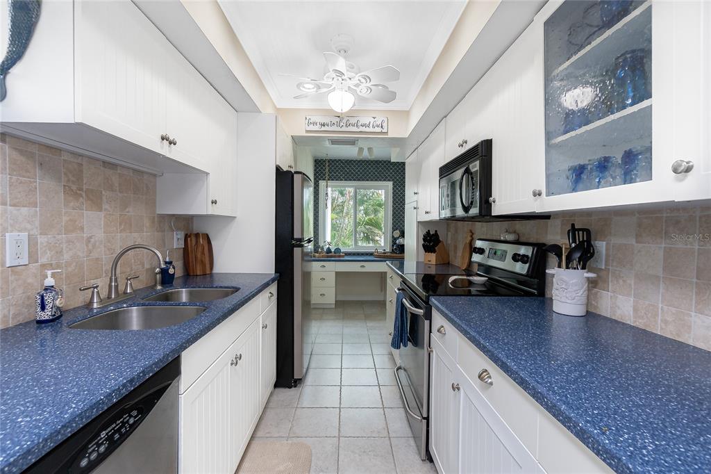 2955 North Beach Road, Unit C123 Englewood, FL 34223 - Photo 7 of 54