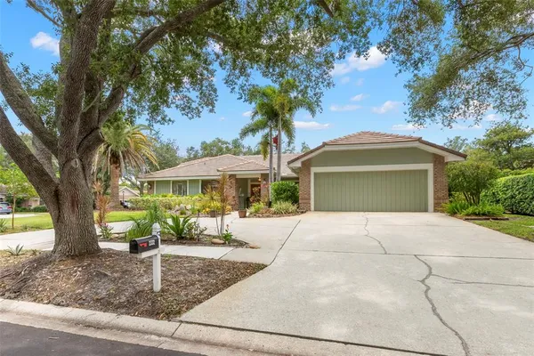 $875,000 | 2332 Waterview Court, Palm Harbor, FL 34684