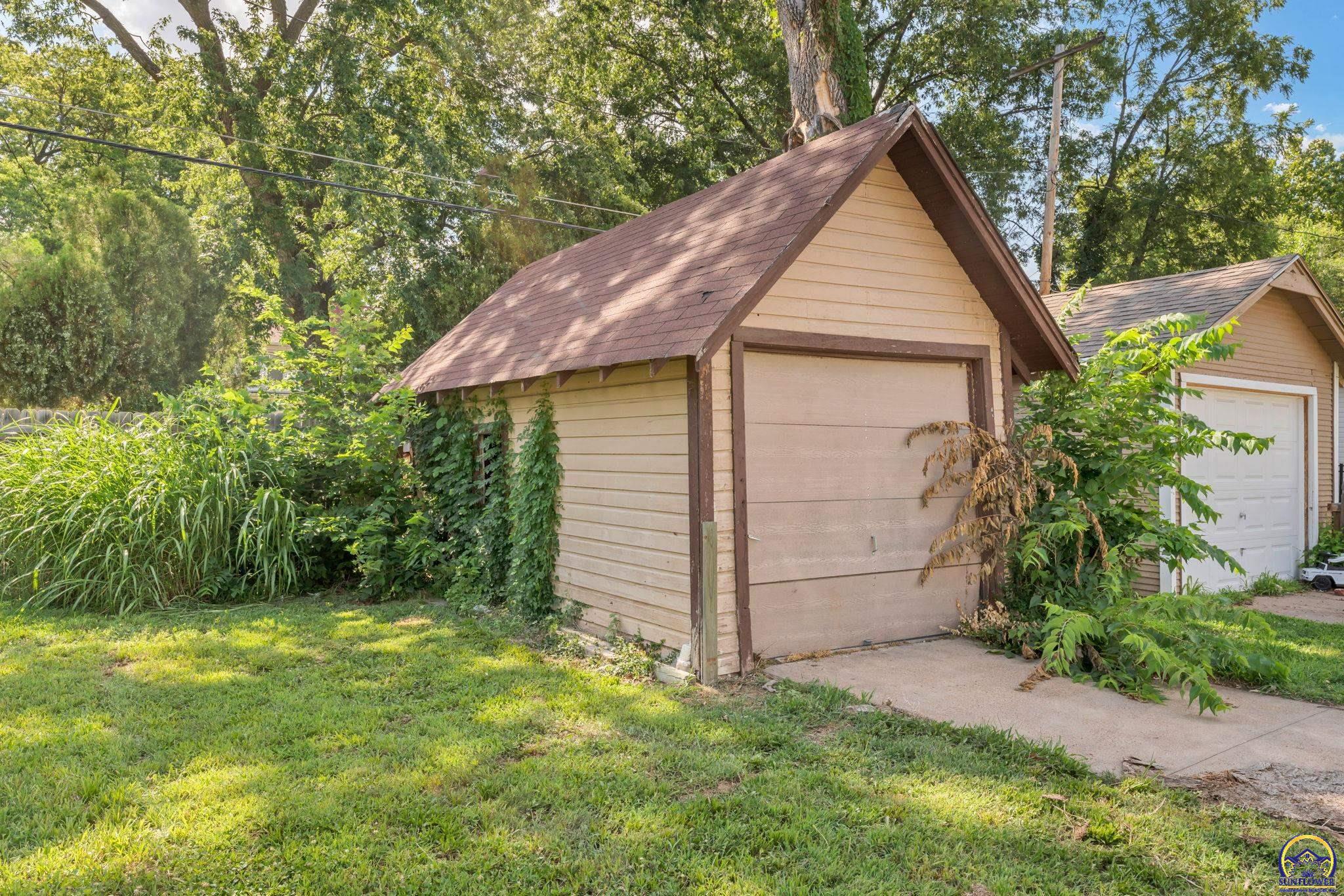 1609 Southwest Wayne Avenue Topeka, KS 66604 - Photo 22 of 24