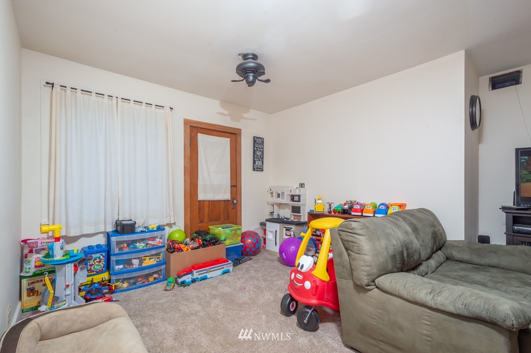 741 Gish Road Onalaska, WA 98570 - Photo 21 of 25 Gallery Image 21