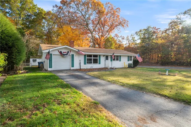 $399,900 | 86 Forestdale Drive, Cumberland, RI 02864