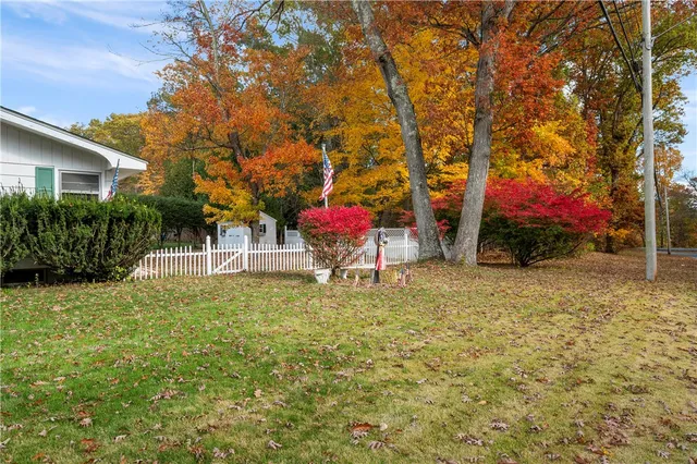 $399,900 | 86 Forestdale Drive, Cumberland, RI 02864