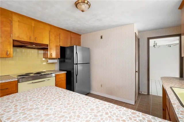 $399,900 | 86 Forestdale Drive, Cumberland, RI 02864