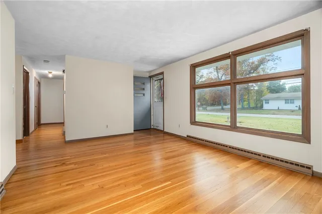 $399,900 | 86 Forestdale Drive, Cumberland, RI 02864