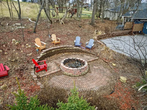 $424,900 | 222 Grove Ridgeway Wi 53582, Ridgeway, WI 53582