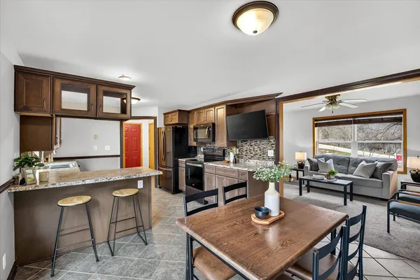 $424,900 | 222 Grove Ridgeway Wi 53582, Ridgeway, WI 53582