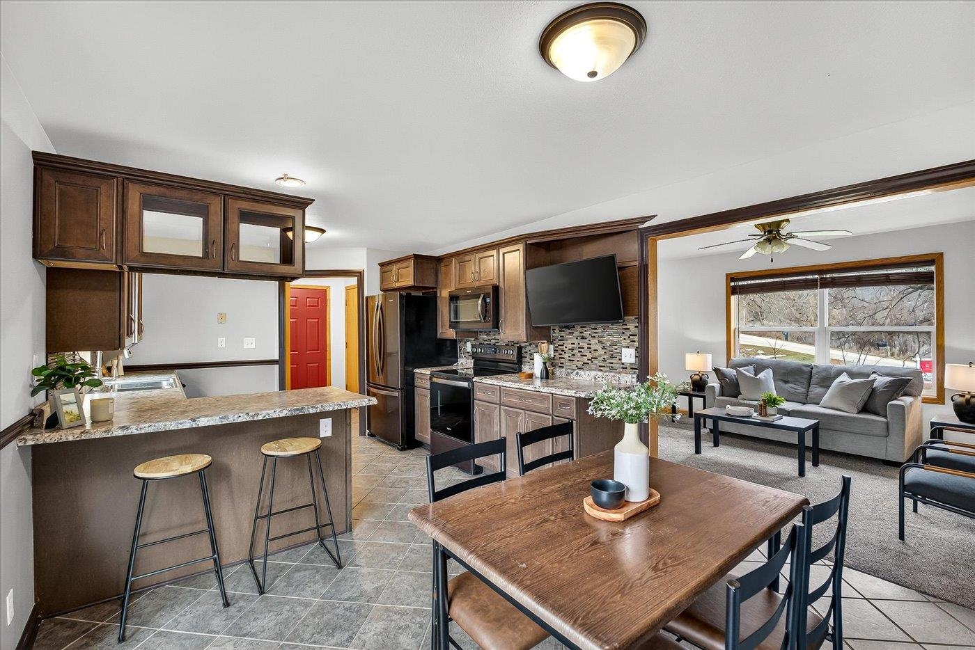 222 Grove Ridgeway Wi 53582 Ridgeway, WI 53582 - Photo 8 of 42