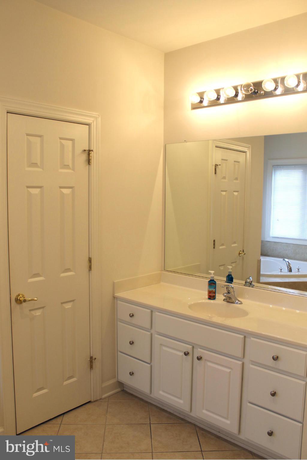 10848 Nimrod Road Perry Hall, MD 21128 - Photo 18 of 29 Bath (Master)
