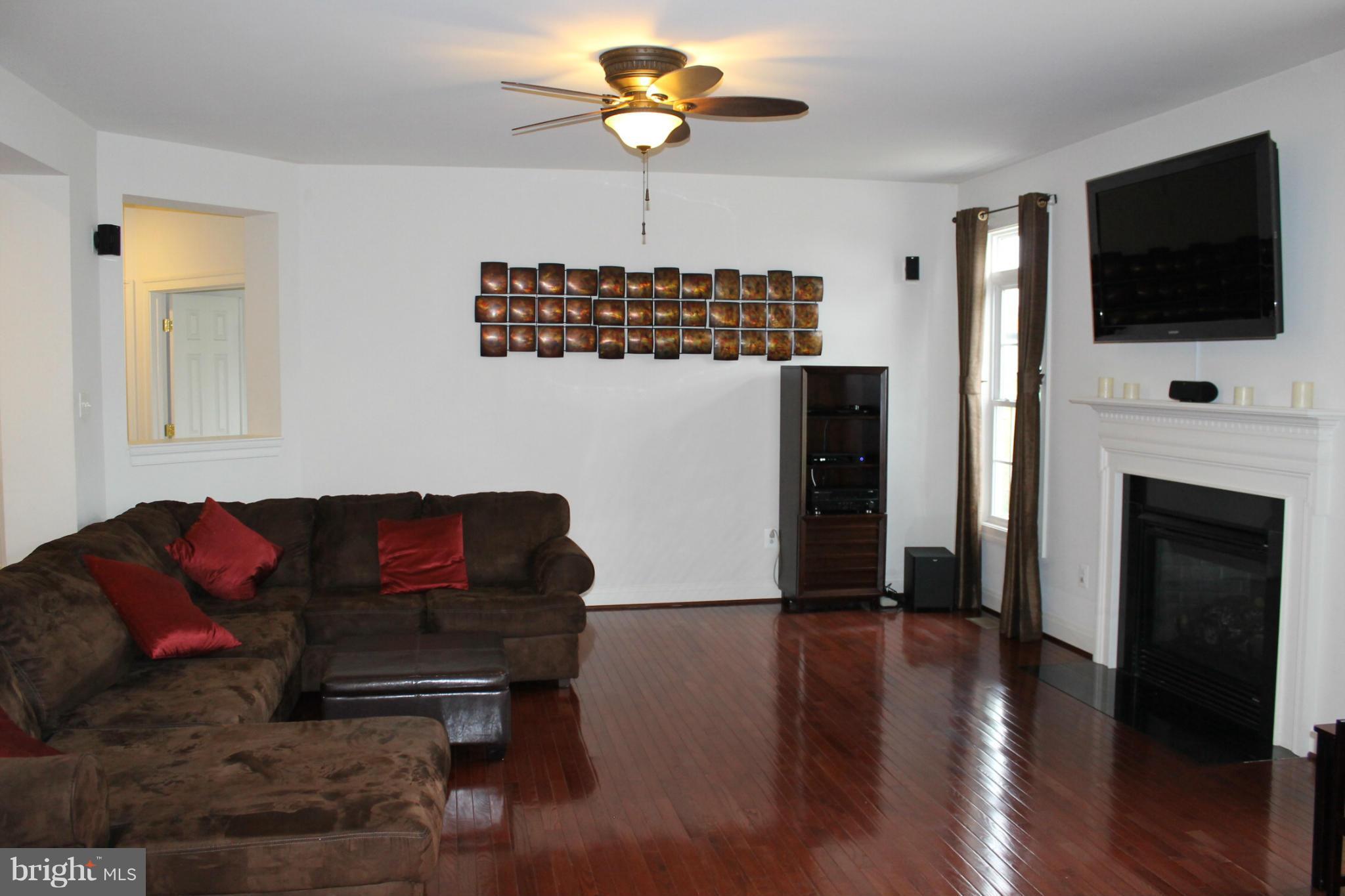 10848 Nimrod Road Perry Hall, MD 21128 - Photo 6 of 29 Family Room