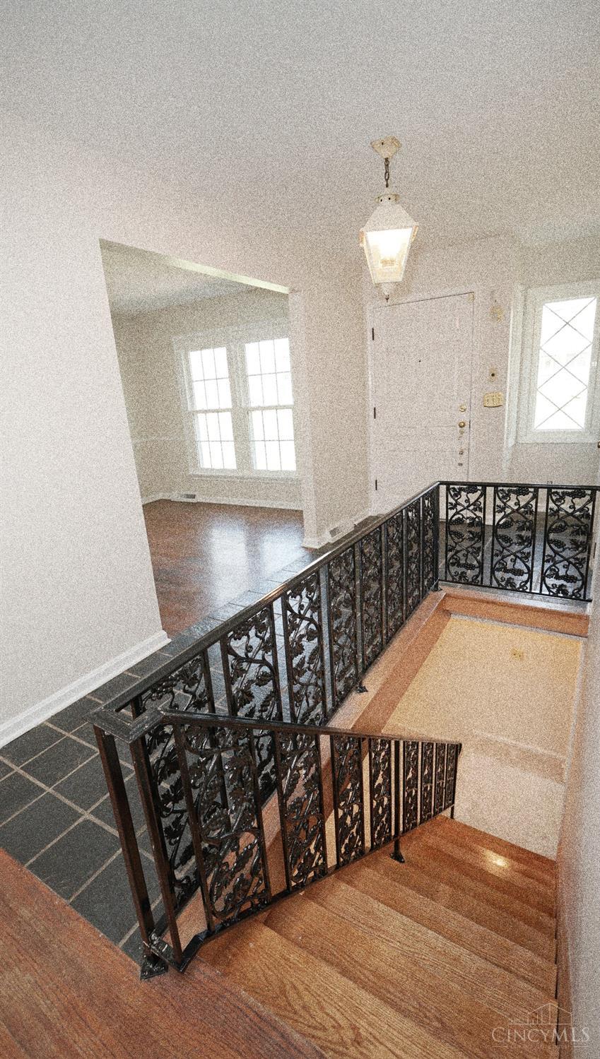 5833 Headgates Road Hamilton, OH 45011 - Photo 6 of 41 Gallery Image 6