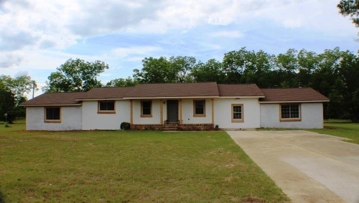 2687 Clarence Chappell Road Dublin, GA 31021 - Photo 1 of 1 Gallery Image 1