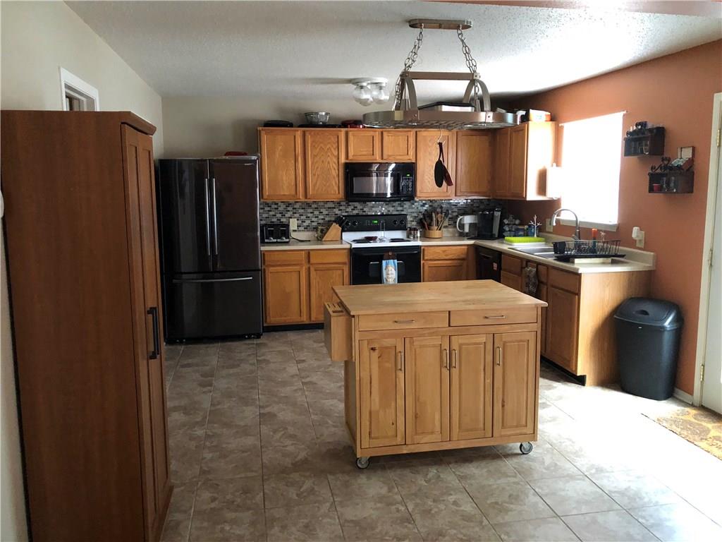 8416 South Rising Sun Drive Pendleton, IN 46064 - Photo 4 of 18