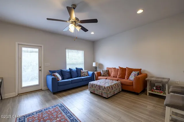 $1,950 | 1882 Pointe Drive, Panama City Beach, FL 32407