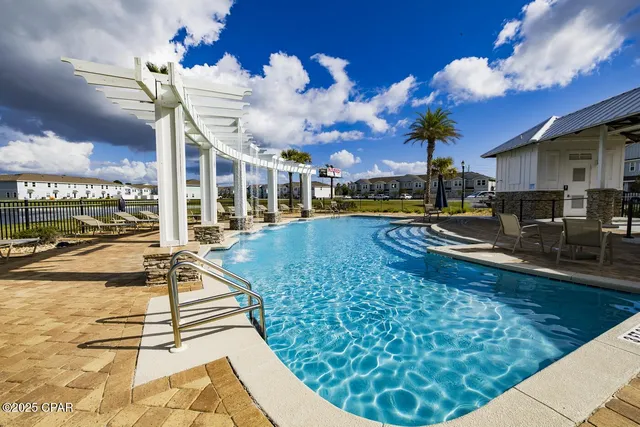 $1,950 | 1882 Pointe Drive, Panama City Beach, FL 32407