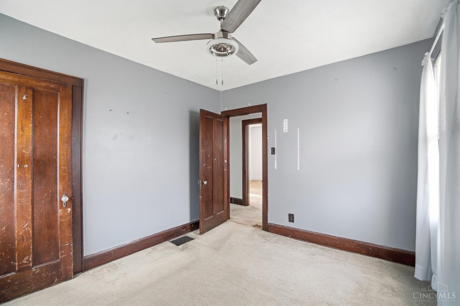 4808 Guerley Road Cincinnati, OH 45238 - Photo 26 of 41