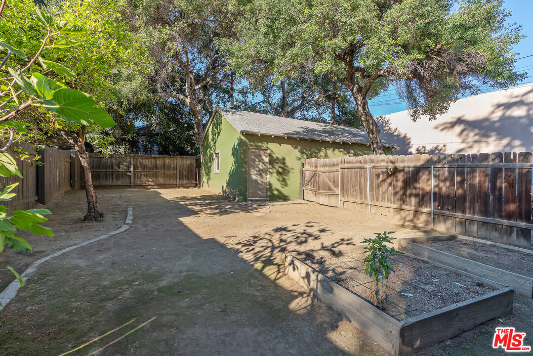 1767 Locust Street Pasadena, CA 91106 - Photo 23 of 28 a view of a backyard