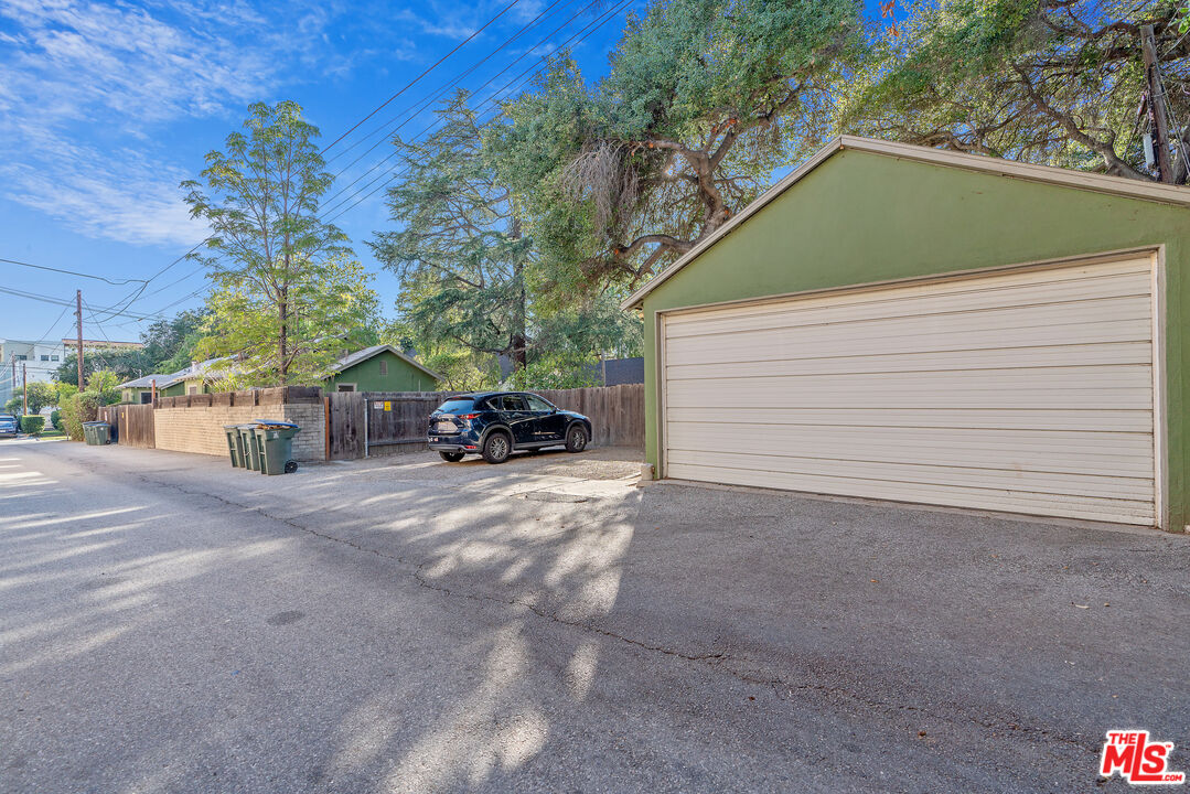 1767 Locust Street Pasadena, CA 91106 - Photo 24 of 28 a view of car parked in front of house