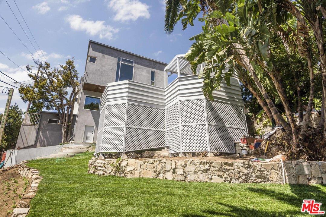 401 Redlands Street Playa del Rey, CA 90293 - Photo 18 of 20