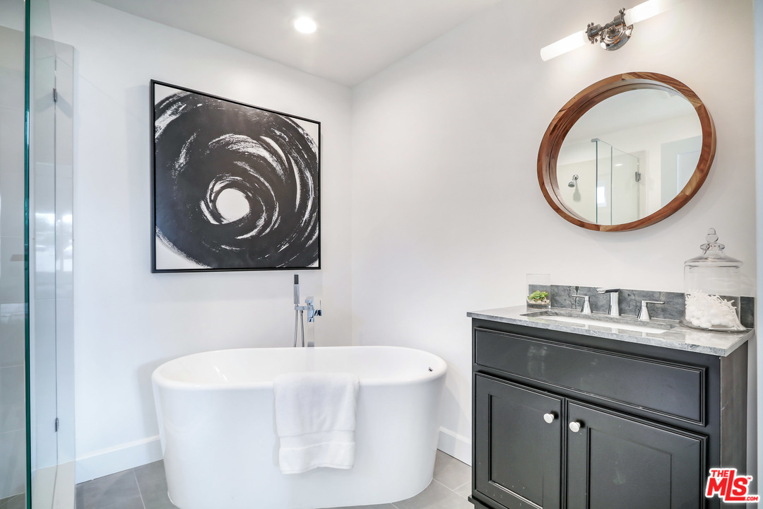 401 Redlands Street Playa del Rey, CA 90293 - Photo 8 of 20