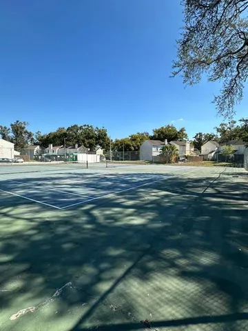 $250,000 | 13816 Stone Mill Way, Tampa, FL 33613