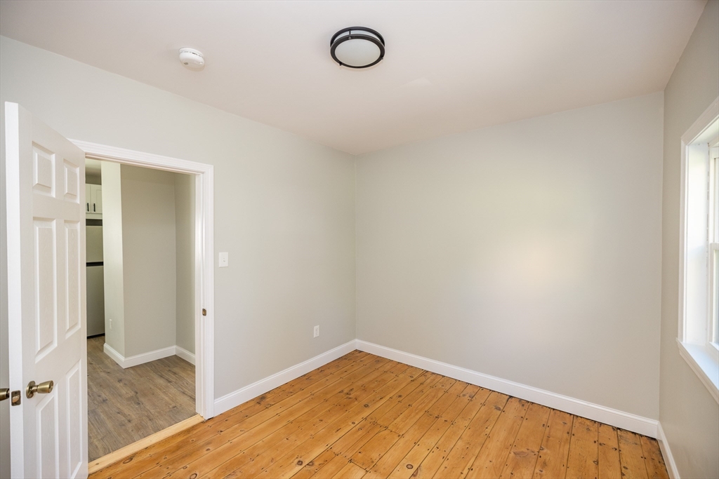 5 South Harlem Street, Unit 1 Worcester, MA 01610 - Photo 7 of 14