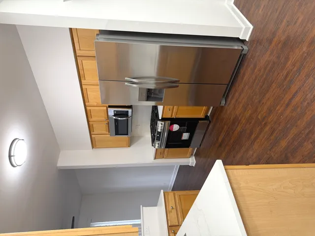 $2,695 | 2122 Fulham Drive, Unit 2122, Naperville, IL 60564