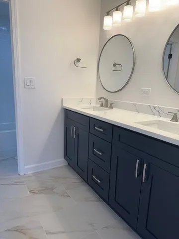 $2,800 | 2122 Fulham Drive, Unit 2122, Naperville, IL 60564