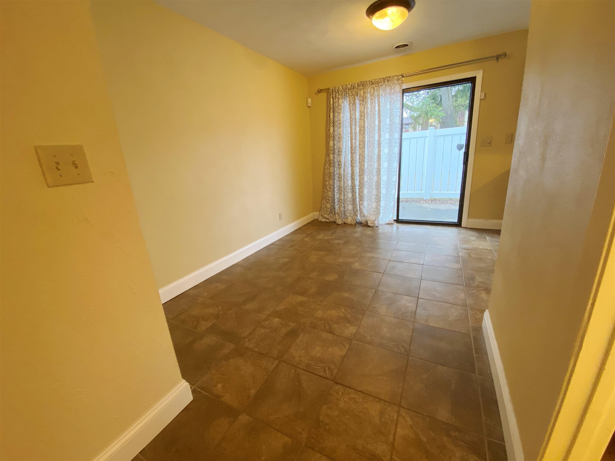 44 Brookside Place Springfield, IL 62704 - Photo 10 of 32 Gallery Image 10