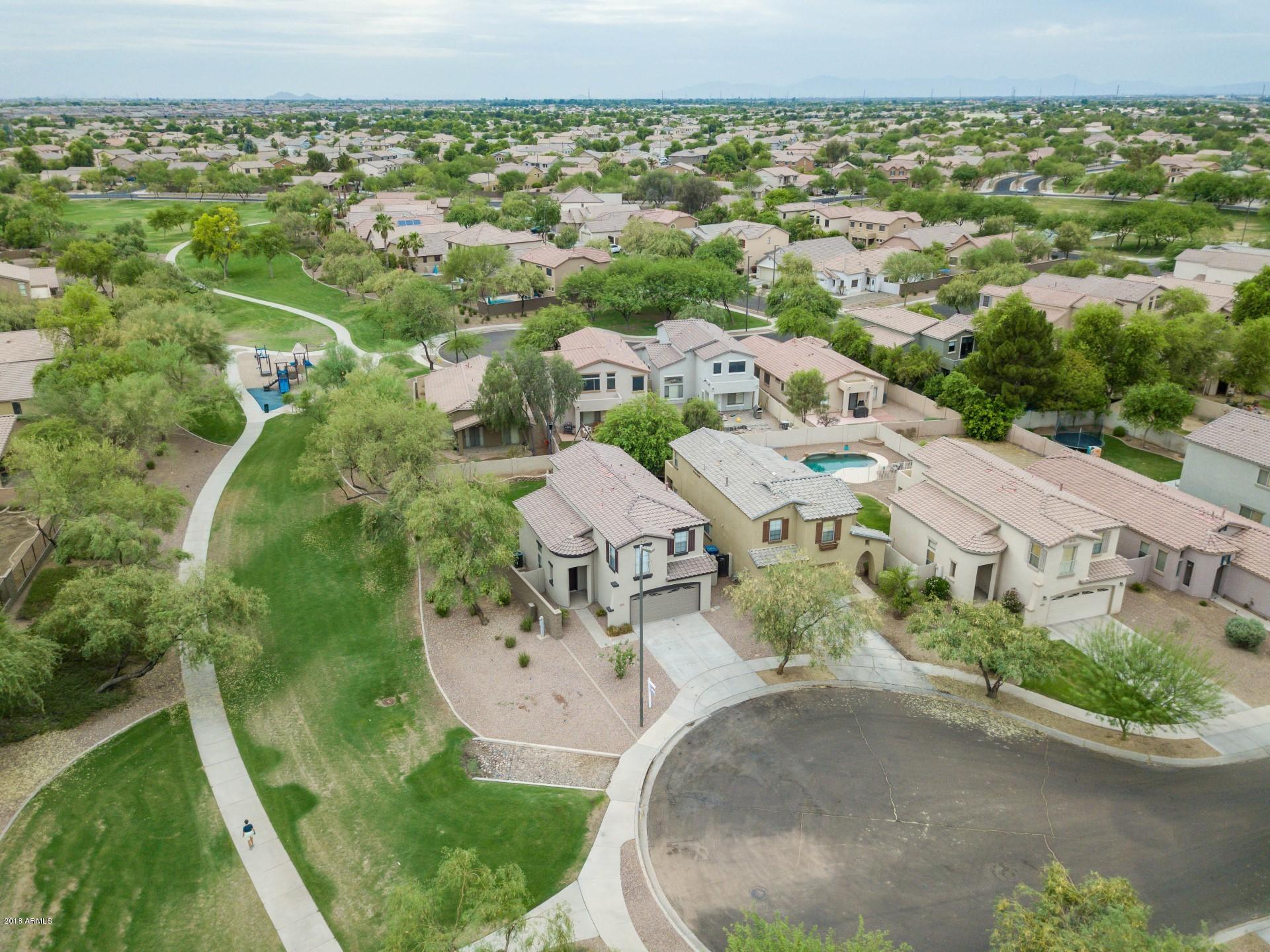 4376 South Rim Court Gilbert, AZ 85297 - Photo 19 of 25 3