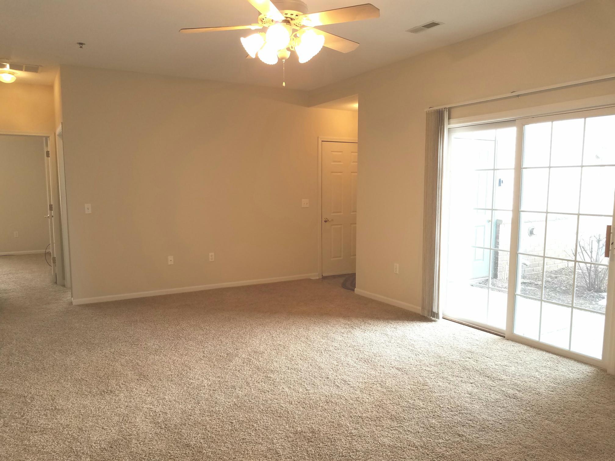 4752 South Forest Point Boulevard New Berlin, WI 53151 - Photo 13 of 13 Great Room with patio door