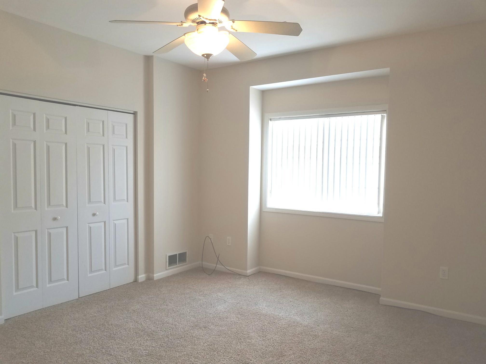 4752 South Forest Point Boulevard New Berlin, WI 53151 - Photo 9 of 13 Master bedroom