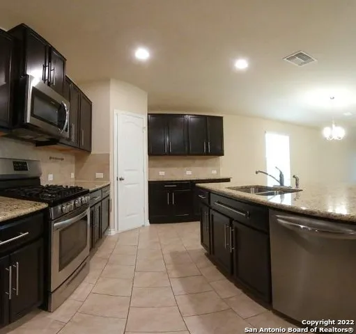 $1,775 | 15525 Gray Catbird, San Antonio, TX 78253