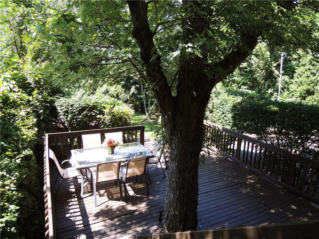 466 Old Farm Road Pittsburgh, PA 15228 - Photo 22 of 25