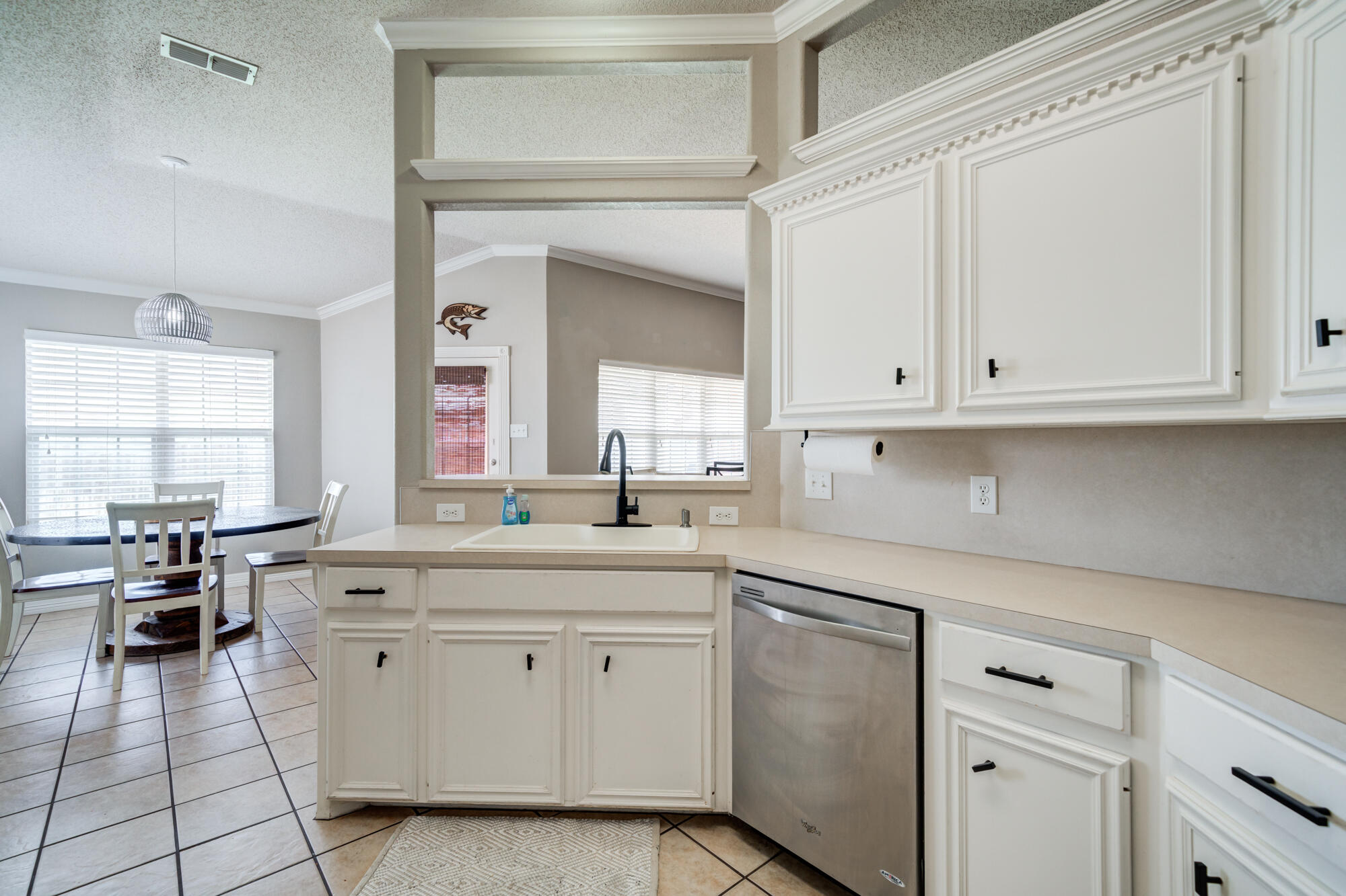 6715 9th Street Lubbock, TX 79416 - Photo 17 of 43 DSC08761_2_3_4_5