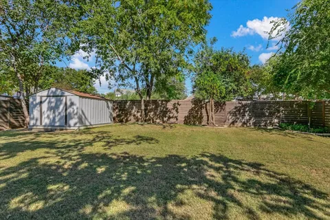 $850,000 | 1410 East 11th Street, Austin, TX 78702