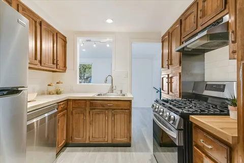 $850,000 | 1410 East 11th Street, Austin, TX 78702