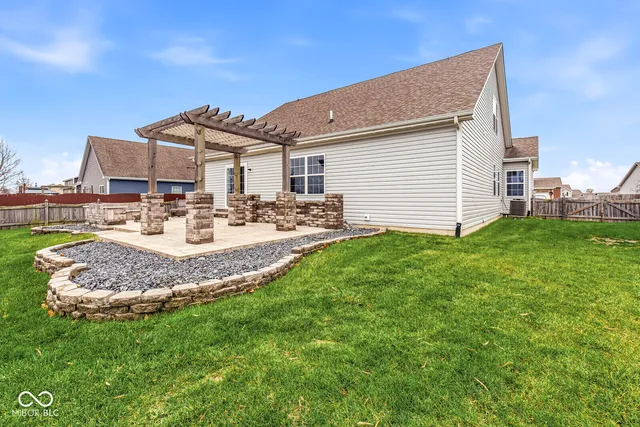 $319,900 | 793 Geronimo Drive, Greenfield, IN 46140