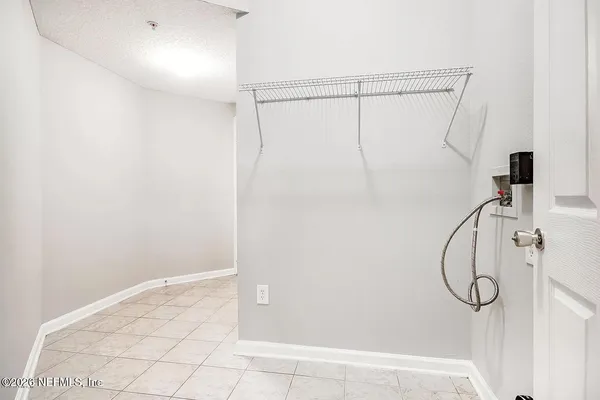 $1,799 | 7036 Deer Lodge Circle, Unit 111, Jacksonville, FL 32256