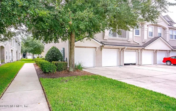 $1,799 | 7036 Deer Lodge Circle, Unit 111, Jacksonville, FL 32256