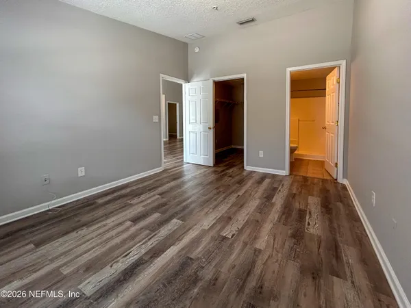 $1,799 | 7036 Deer Lodge Circle, Unit 111, Jacksonville, FL 32256