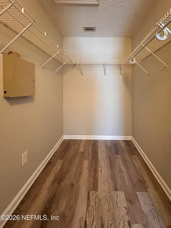 $1,799 | 7036 Deer Lodge Circle, Unit 111, Jacksonville, FL 32256