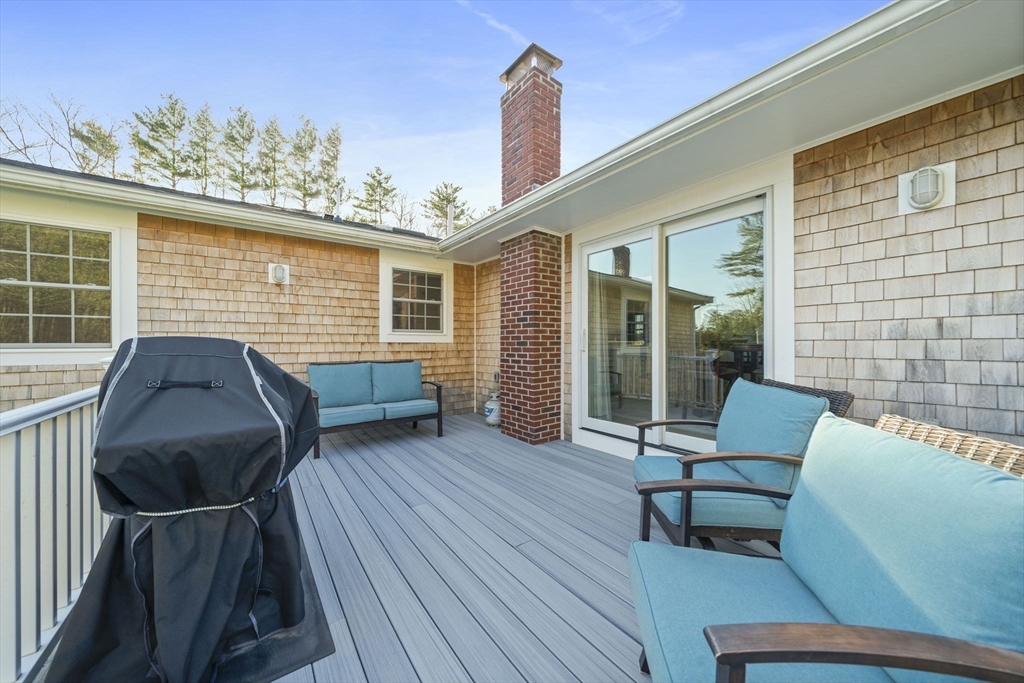254 Winter Street Hanover, MA 02339 - Photo 27 of 37