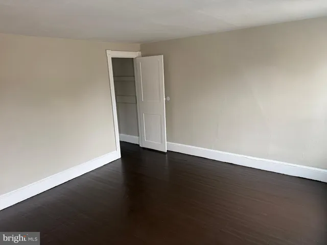 $1,850 | 515 Linden Avenue, Burlington, NJ 08016