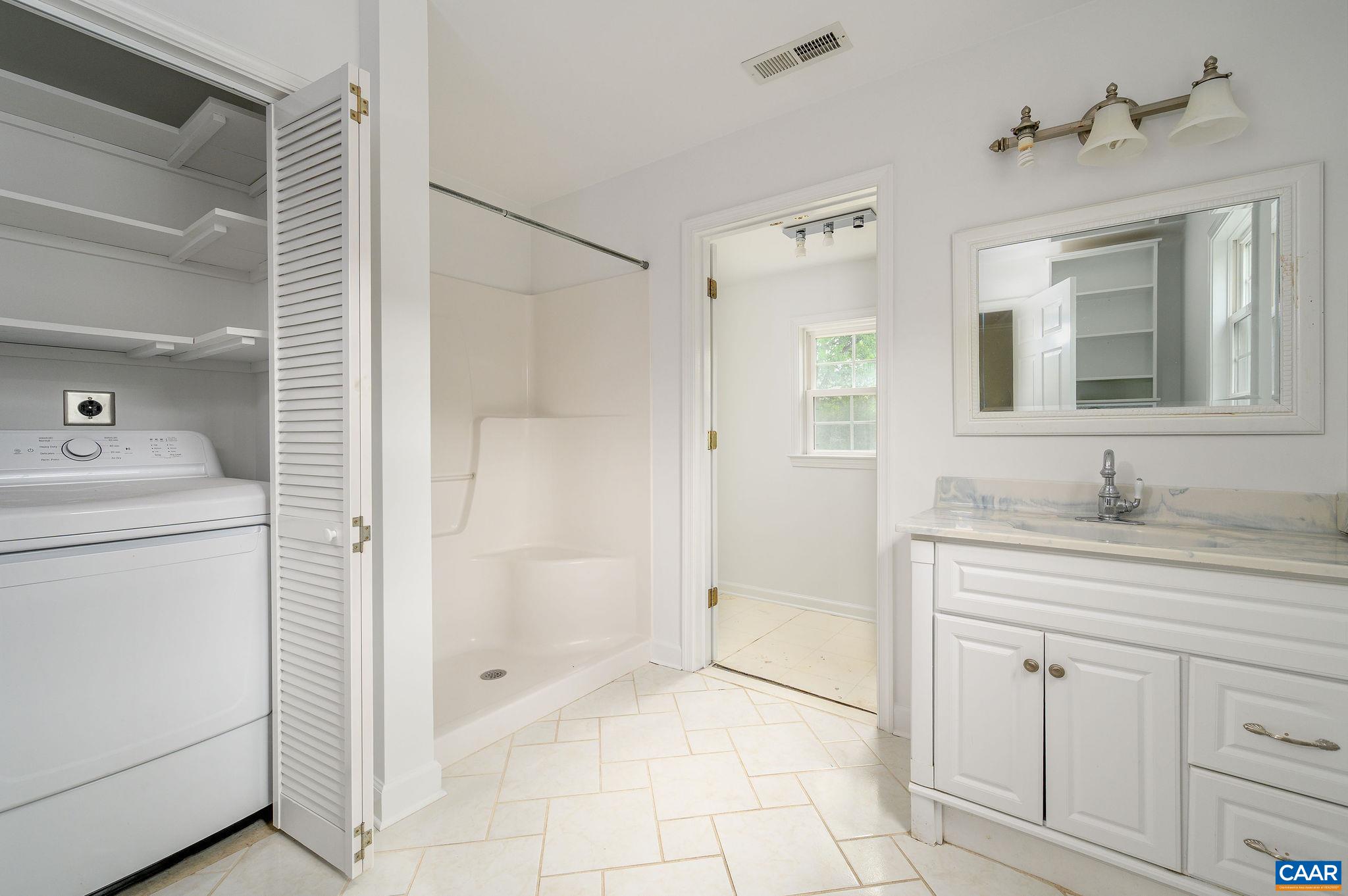 2806 Brookmere Road Charlottesville, VA 22901 - Photo 17 of 27 LARGE updated Primary BA