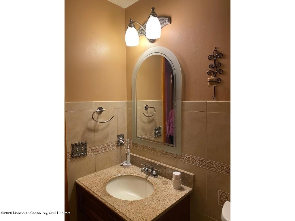 128 Paint Island Spring Road Millstone Township, NJ 08510 - Photo 29 of 37 29-Full Bath