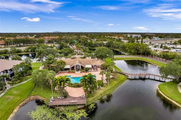 $2,500 | 10265 Gandy Boulevard North, Unit 1711, St. Petersburg, FL 33702